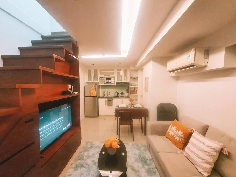Bgc Taguig Cozy 2 Bedroom Loft, With Stunning Bgc Skyline View! 马尼拉 外观 照片